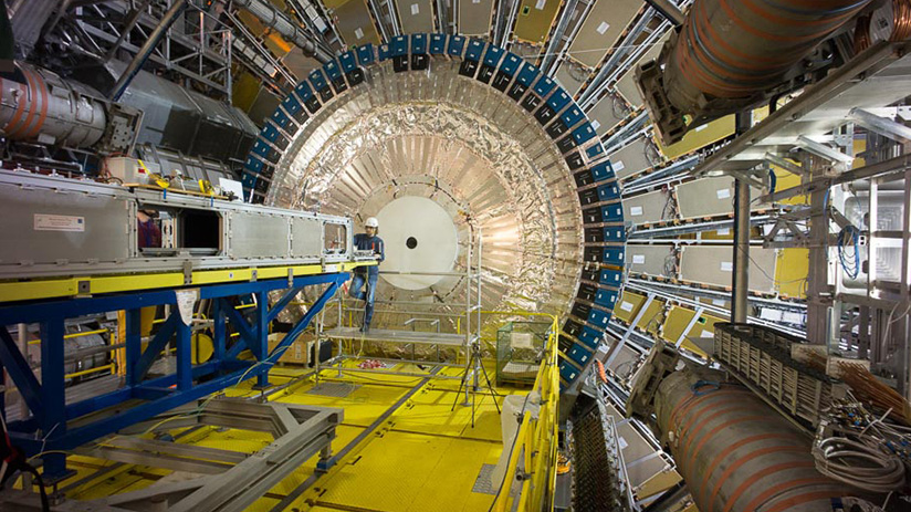 Large hadron accelerator