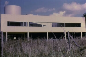 Poissy - Villa Savoye, 1931. Architect: Le Corbusier